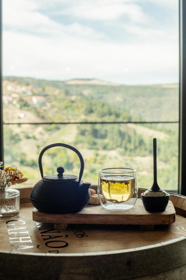 Mw Douro Wine & Spa Santa Marta de Penaguião المظهر الخارجي الصورة A glass of tea