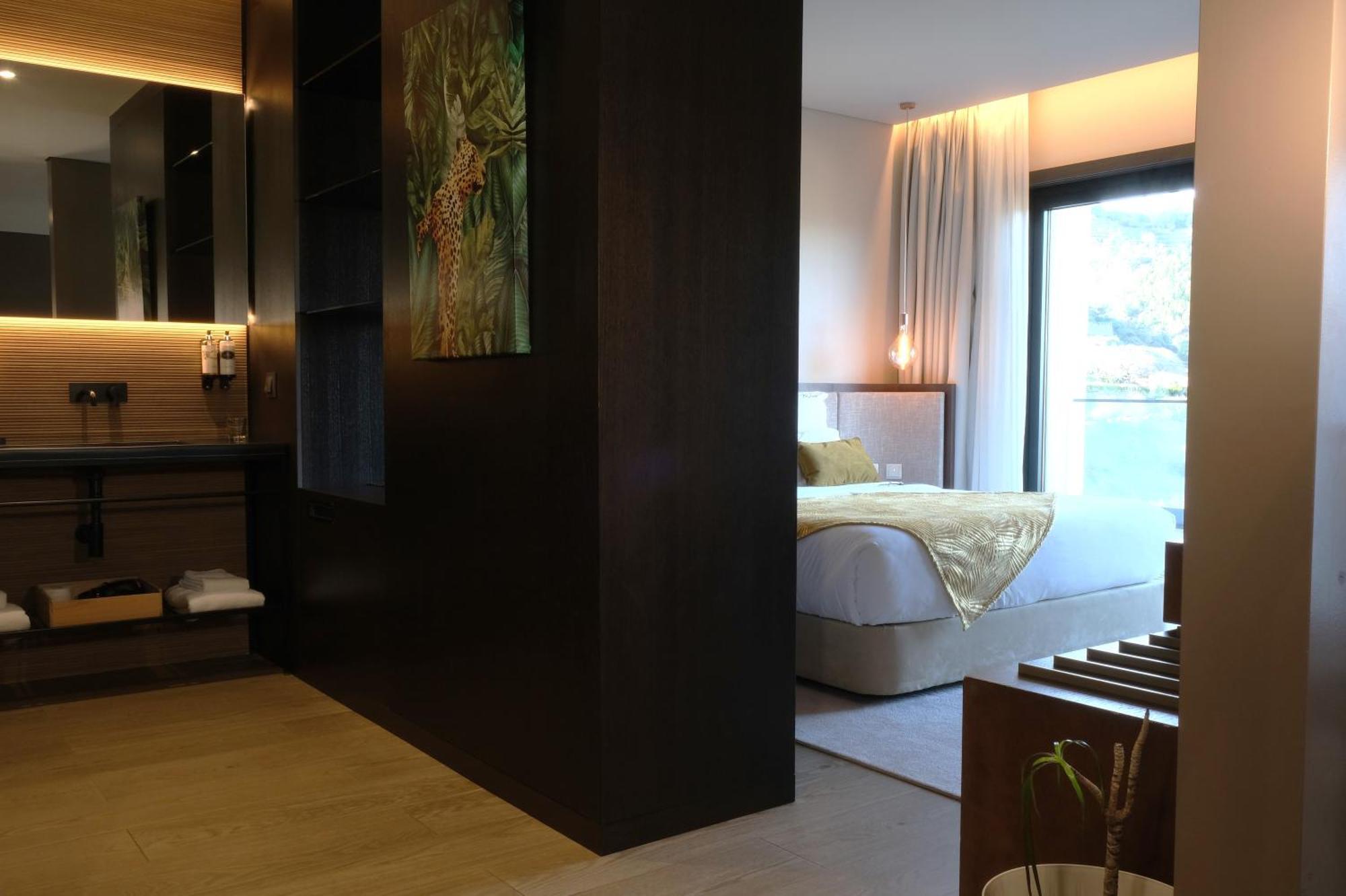 Mw Douro Wine & Spa Santa Marta de Penaguião المظهر الخارجي الصورة A room at the hotel