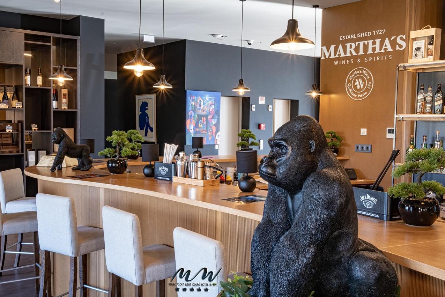 Mw Douro Wine & Spa Santa Marta de Penaguião المظهر الخارجي الصورة Martha's Wine Bar